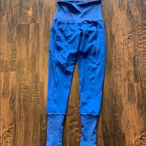 KARMA flow leggings - ribbed at top and bottom